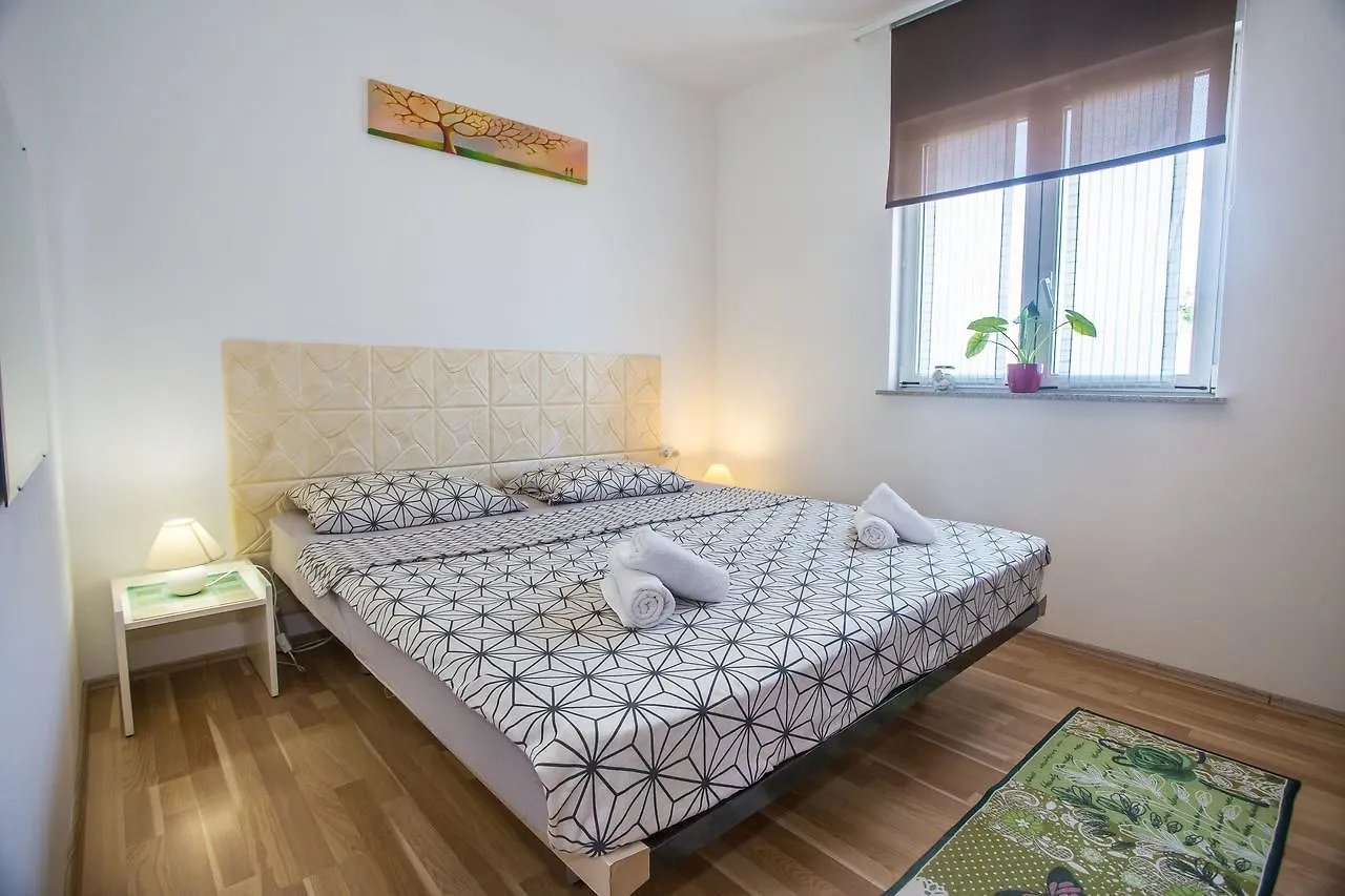 Holiday Home Lory Medulin Croatia
